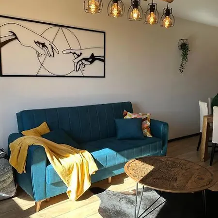 Apartment Location Unique *