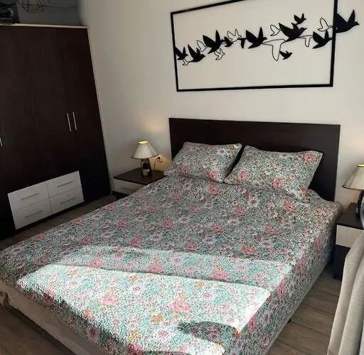 Location Unique Apartament